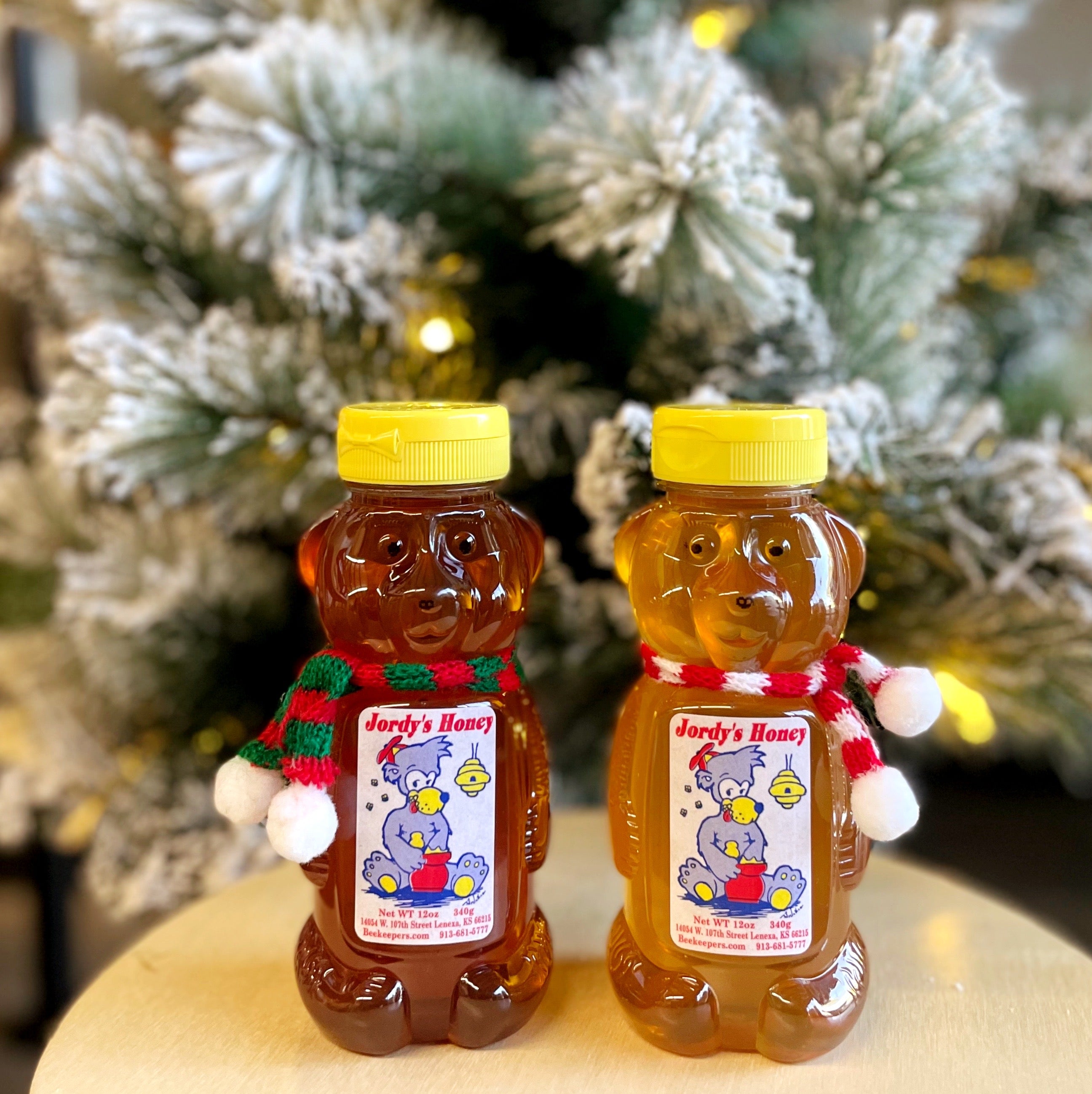 Caroling Honey Bear - 12 oz