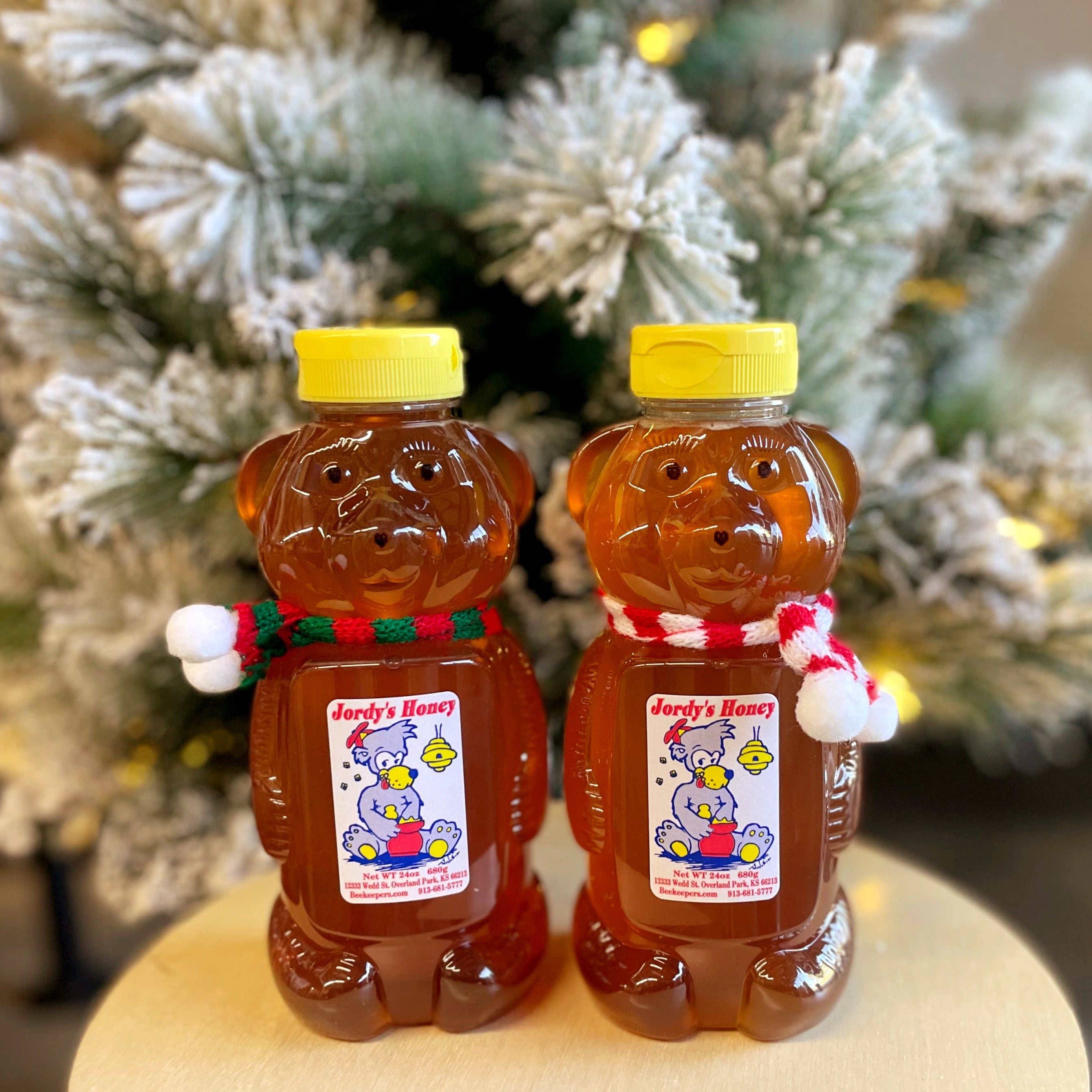 Caroling Honey Bear - 24 oz