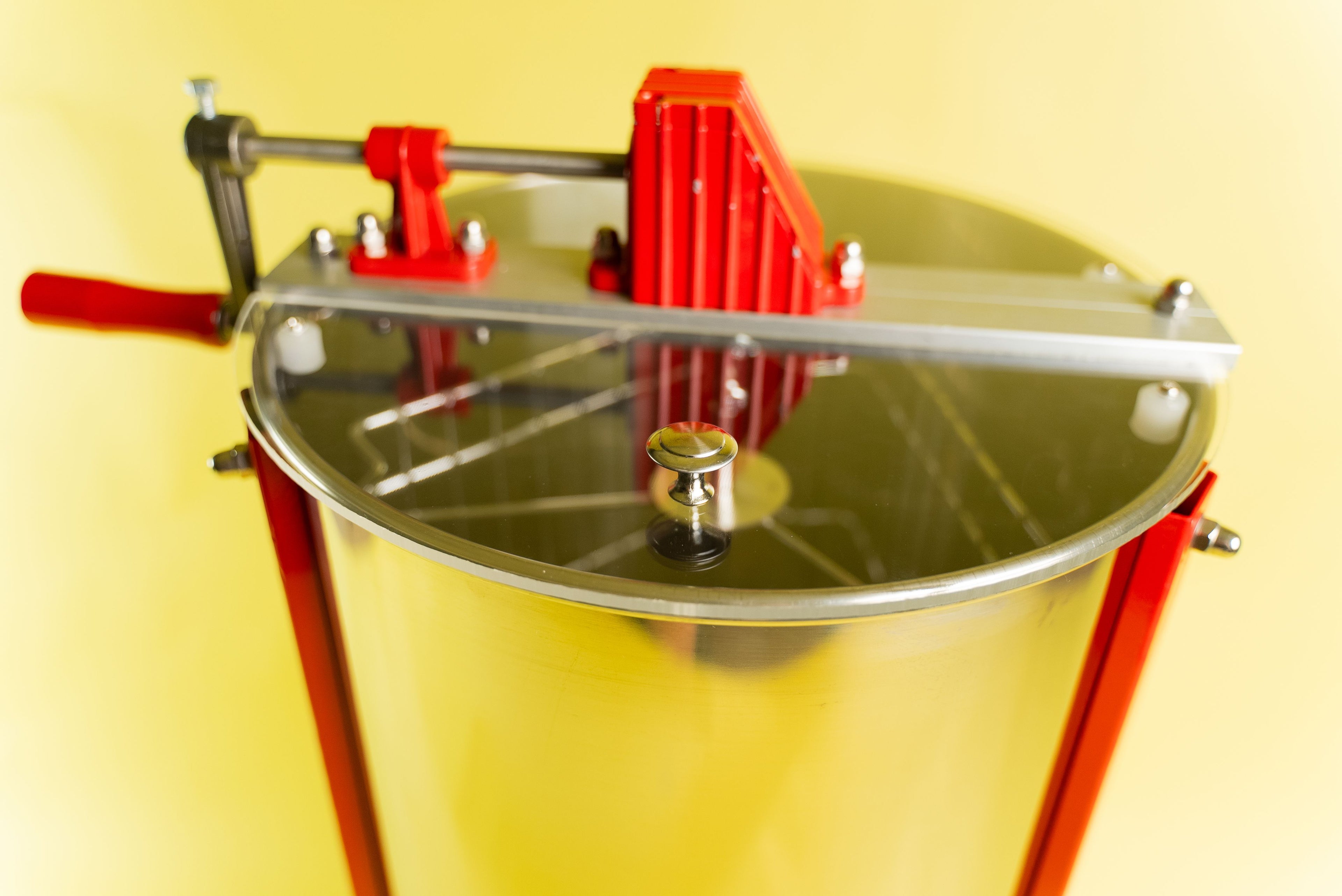 EXTRACTOR - 3 FRAME STAINLESS STEEL HAND CRANK