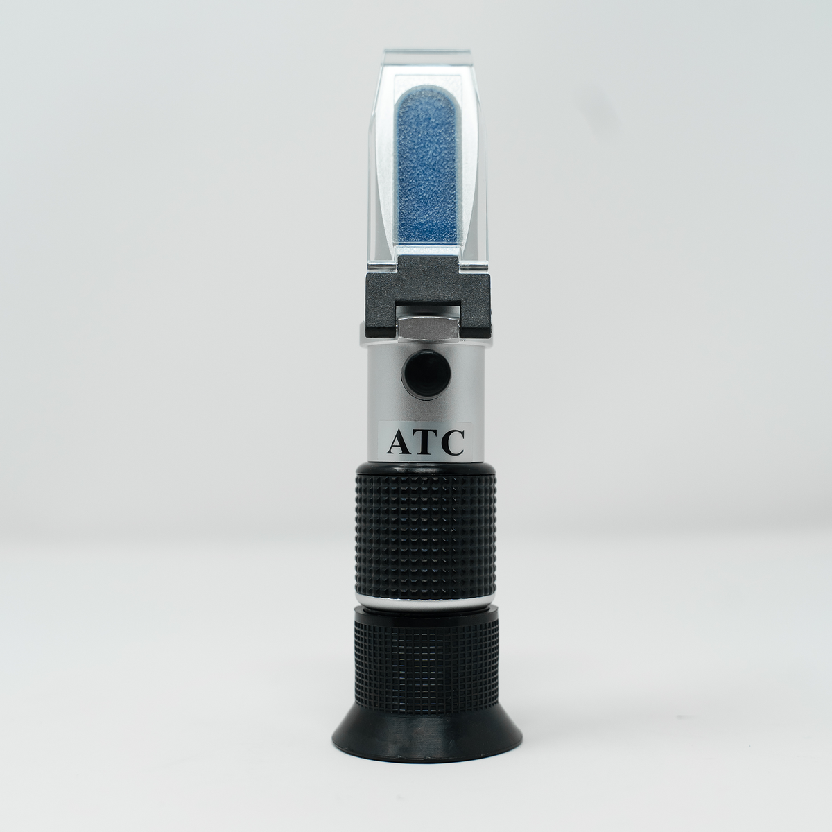 REFRACTOMETER
