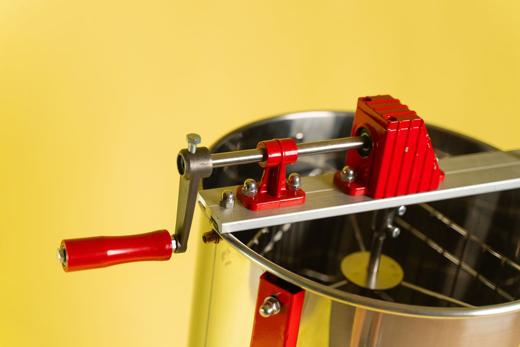 EXTRACTOR - 3 FRAME STAINLESS STEEL HAND CRANK