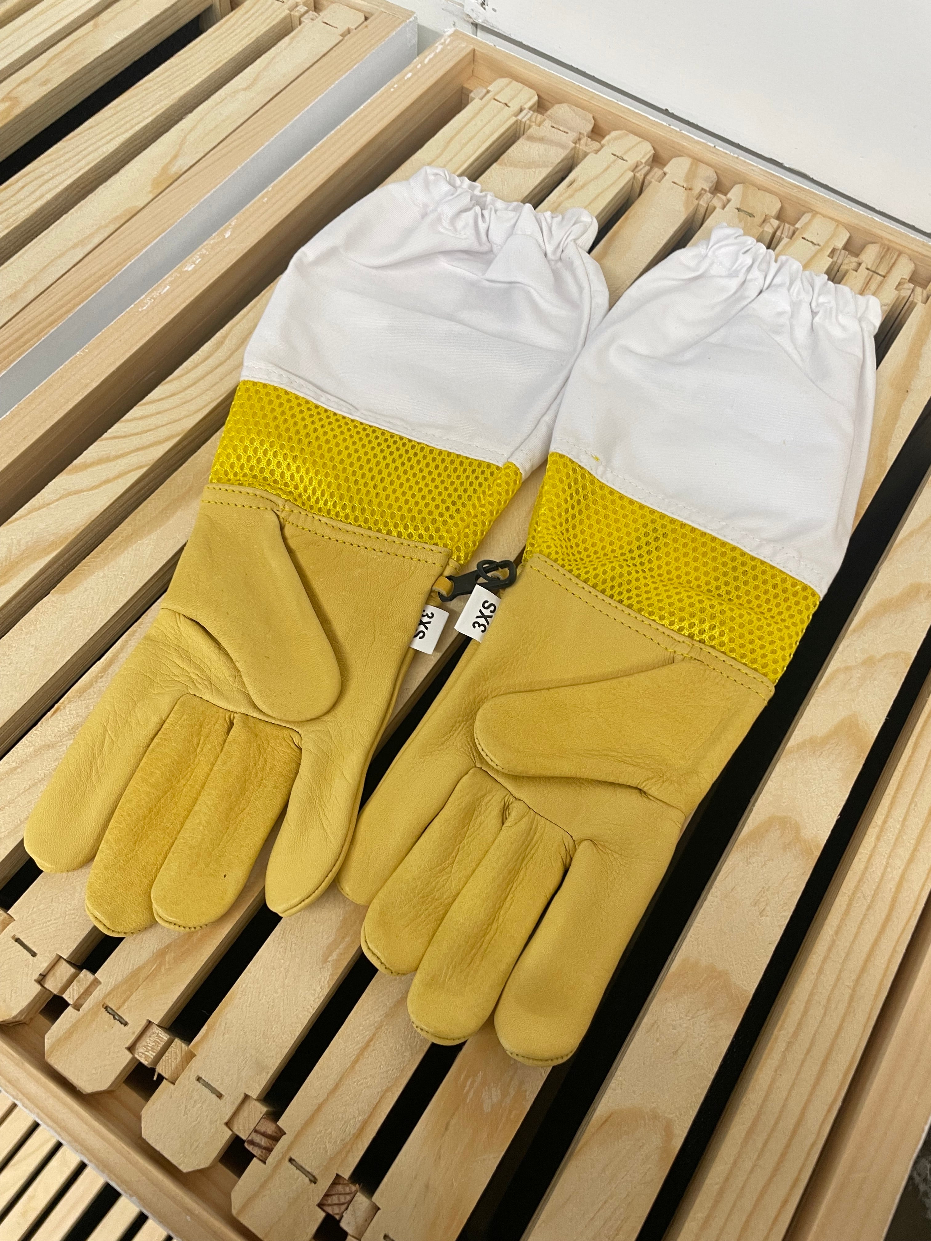 Kids Premium Vented Gloves