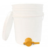 Ø 5-Gallon Bottling Bucket with Hex Honey Gate and Lid - Dogwood Ridge Bees